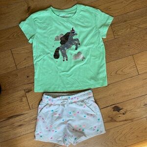 Cat & Jack unicorn shirt and heart shorts outfit size 4/5